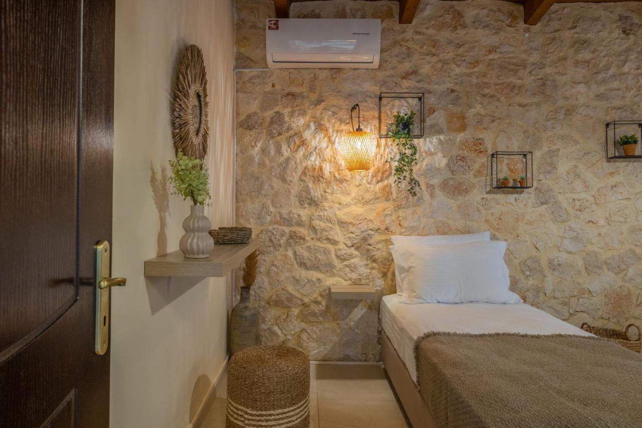 Piedra Villa Troianata Luaran gambar